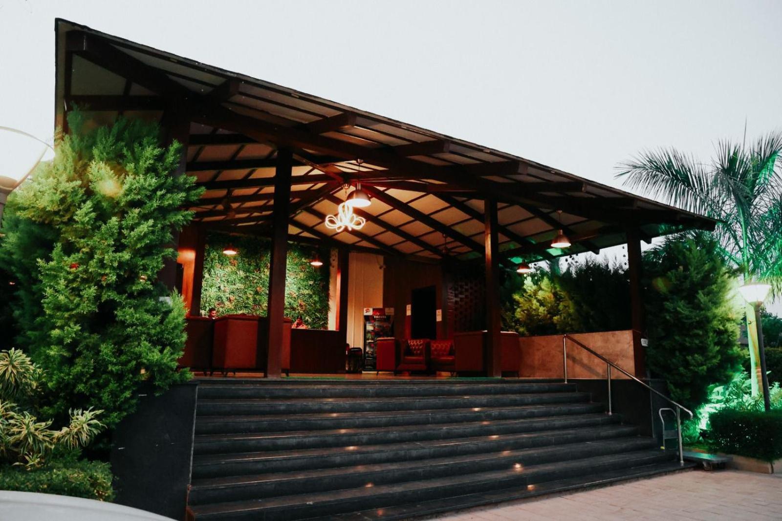 Veerdency Luxury Resort Devanahalli Ngoại thất bức ảnh